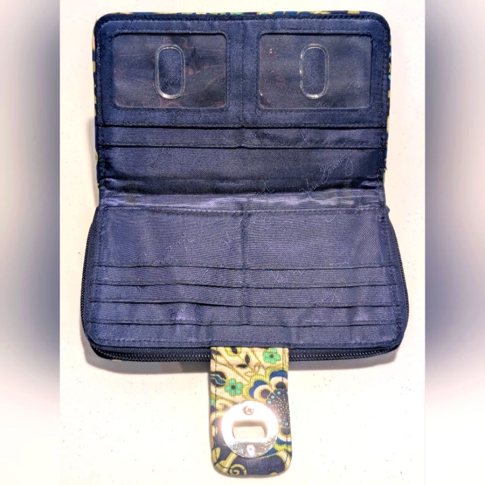 🔖 Vera Bradley Wallet - Picture 3 of 9